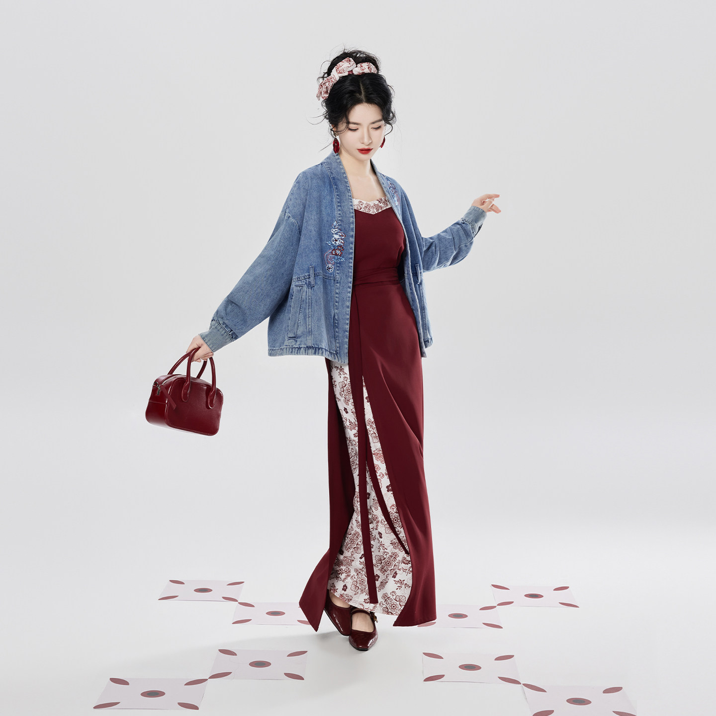 织造司[港风美人]新中式牛仔外套吊带背心女内搭抹胸旋裙汉服套装图片