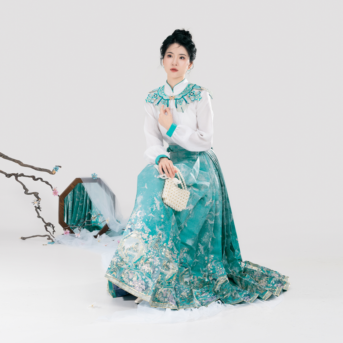 织造司[蜉蝣]绣花云肩立领长袖缎面提花衬衫上衣明制妆花马面裙女