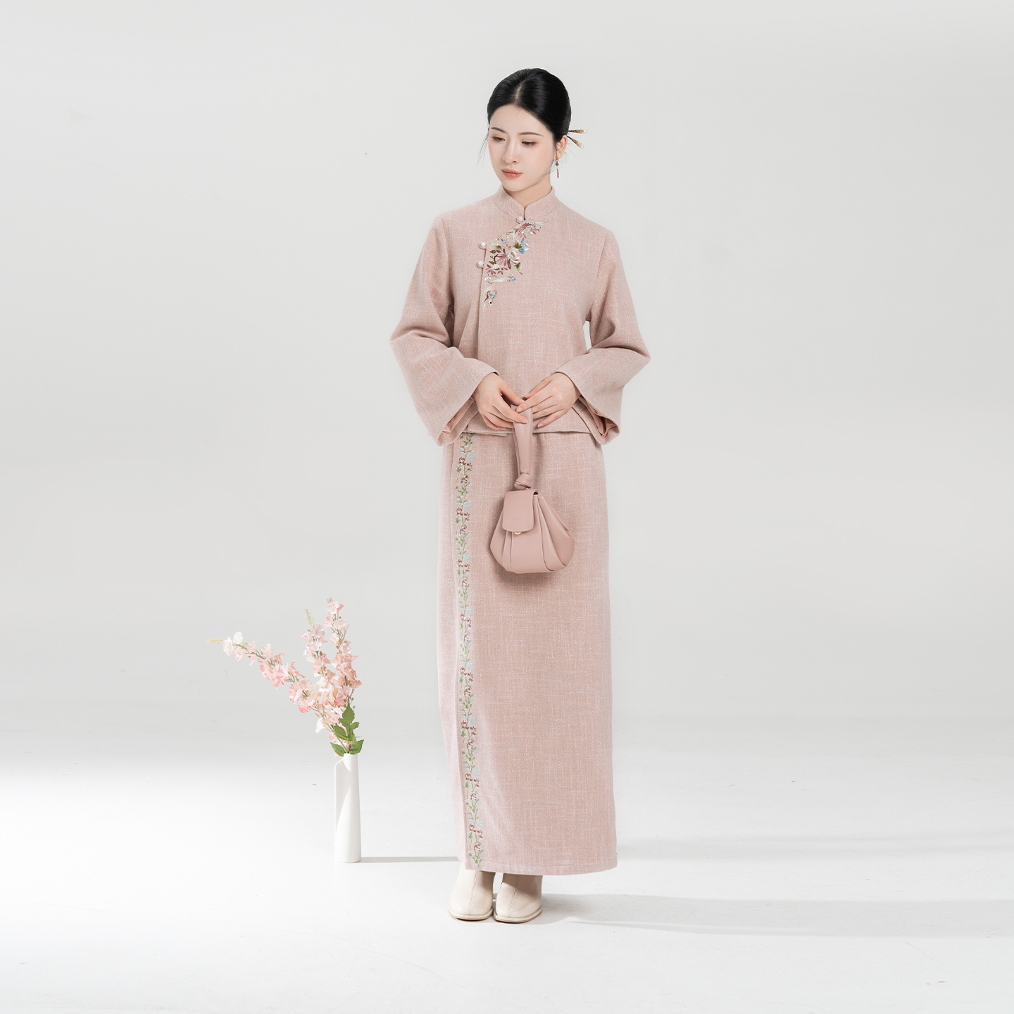 织造司[冬篱]可以上班的国风套装新中式刺绣立领斜襟外套半身裙女