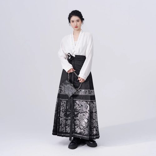 织造司原创汉服吉羊止止国风马面