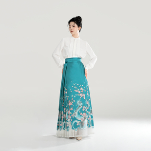 蕴雪待春织造司原创明制龙年汉服套装 国风改良呢子大衣马面裙秋冬