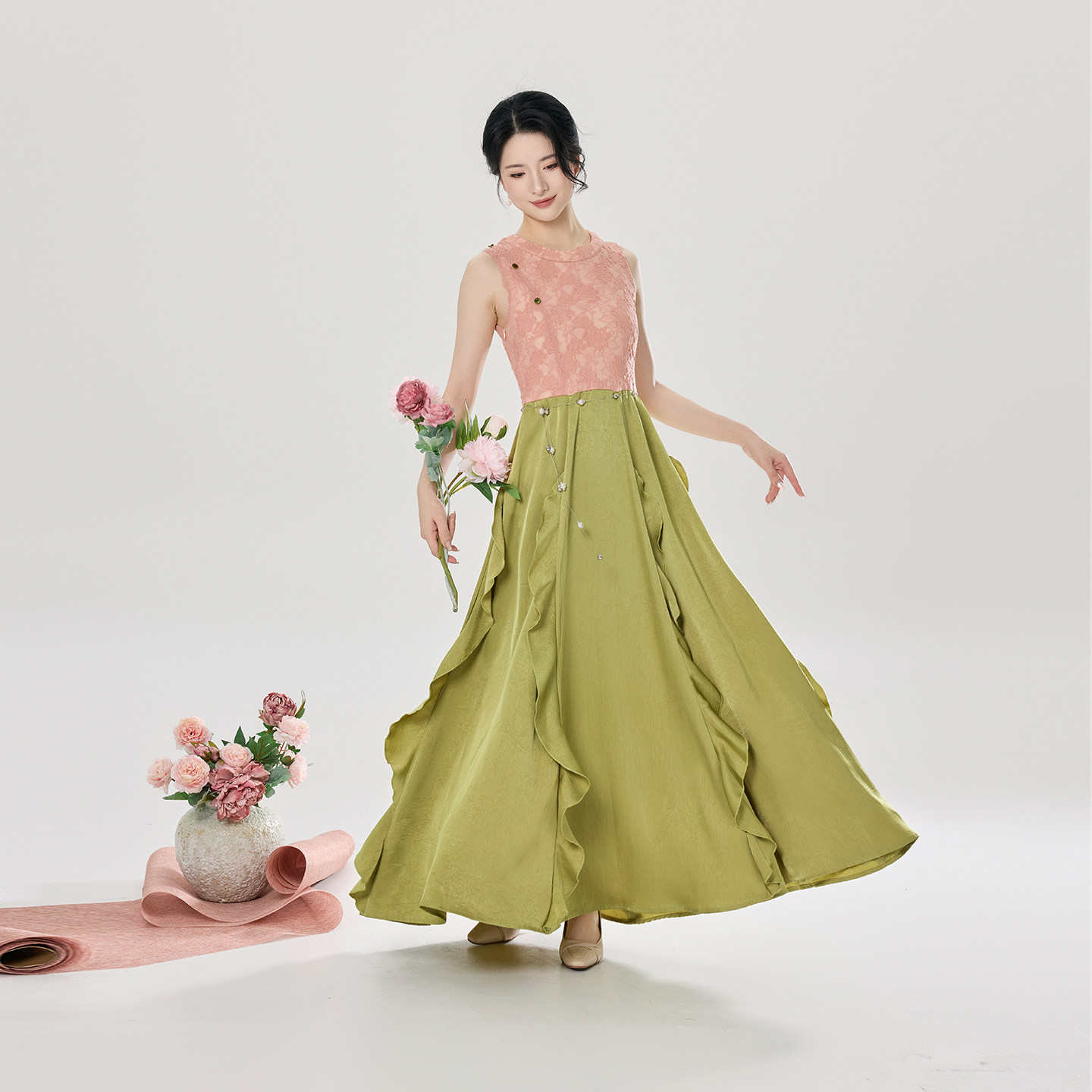 织造司[春芜辞]新中式国风针织开衫外套无袖连衣裙女破裙改良汉服