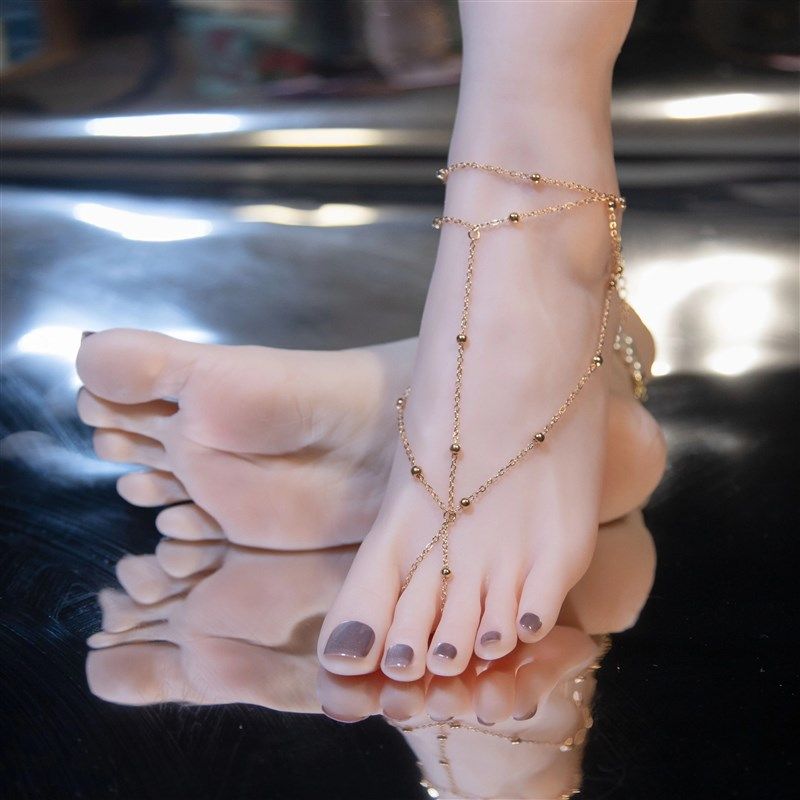 玉足美脚黑丝白丝硅胶脚模足控丝袜真人美女恋足仿真Y足模拍摄道