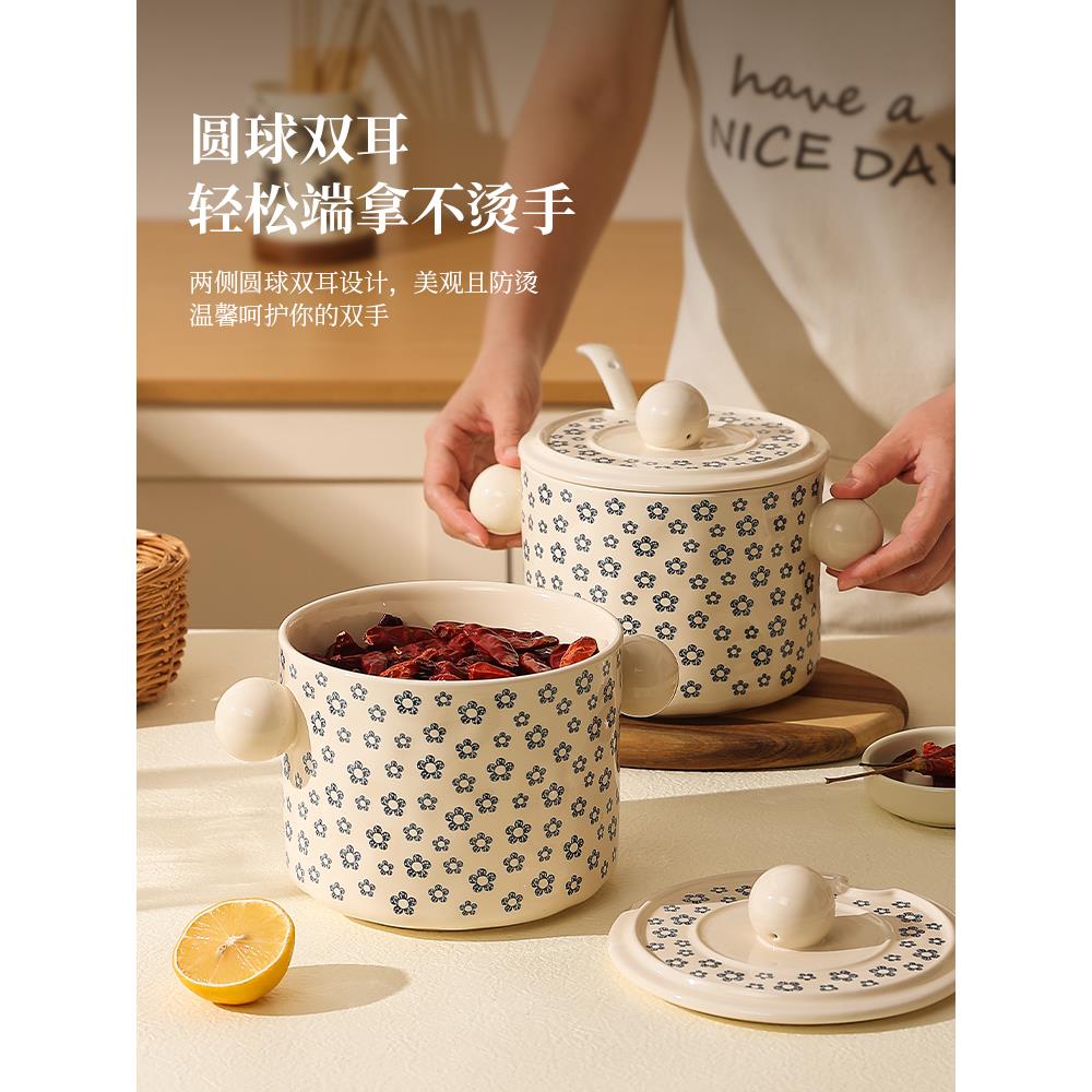 新疆包邮高颜值猪油罐家用可放冰箱调料罐陶瓷存油罐带盖勺油泼辣