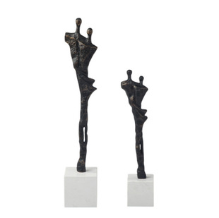 北欧式样板房客厅电视柜大理石金属断臂人摆件酒店新古典软装饰品