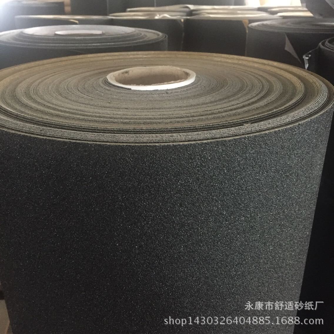一件起批,舒适高档油胶防滑防水背胶砂纸卷,OS780止滑布