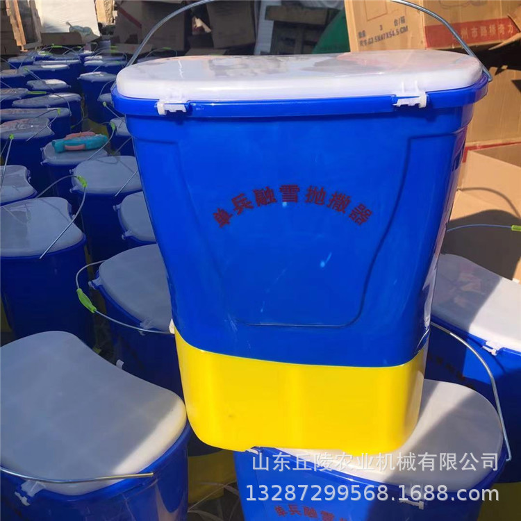 现货批发后背式12V电动撒肥器 果园山地化肥喷洒机水田稻子扬肥机