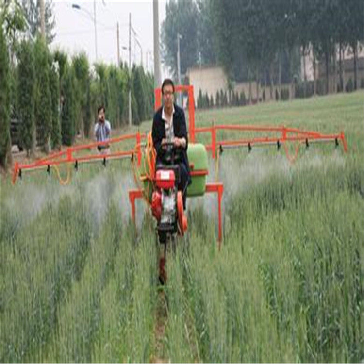 汽油柴油乘坐式打药机 辣椒小麦喷杆打药车 农作物小型三轮喷药机
