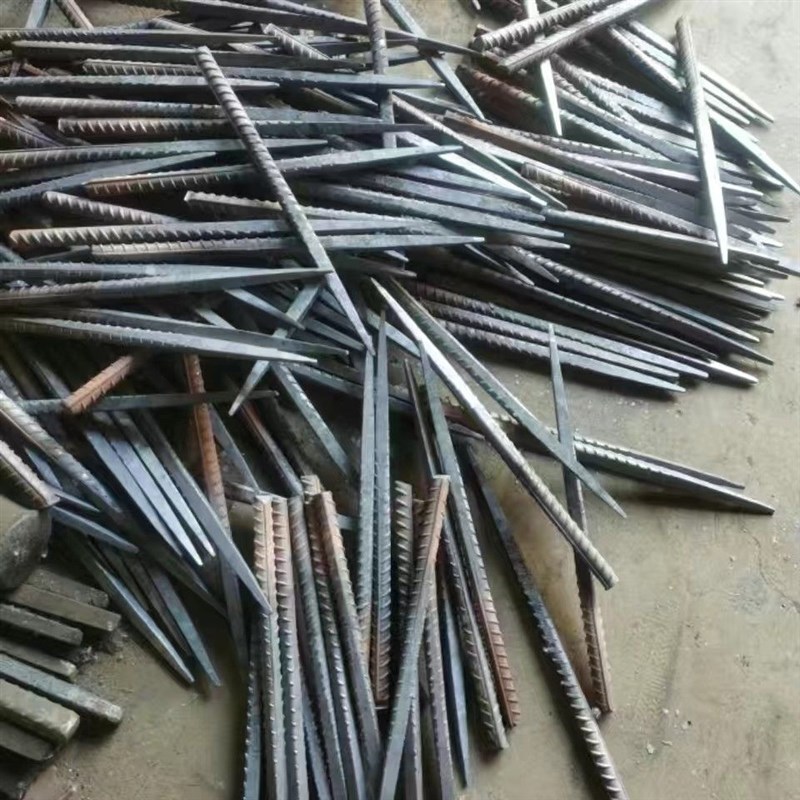 爬树钉爬树辅助钉大钉钢筋钉锻打一头钉钢筋钉手工钢筋钉核桃树钉