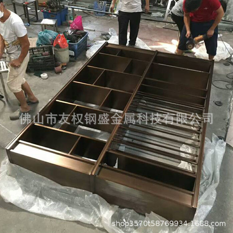 批发星级酒店纳米青古铜不锈钢酒架 防水镀红古铜不锈钢酒柜