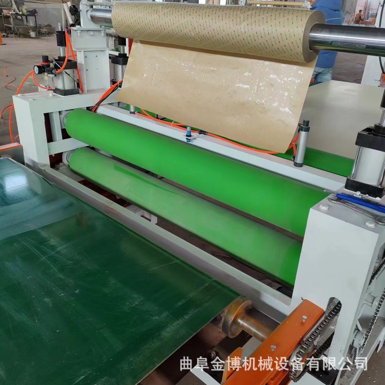 预涂型覆膜机自带背胶卷对卷加热复合机纠偏导正两卷合一卷