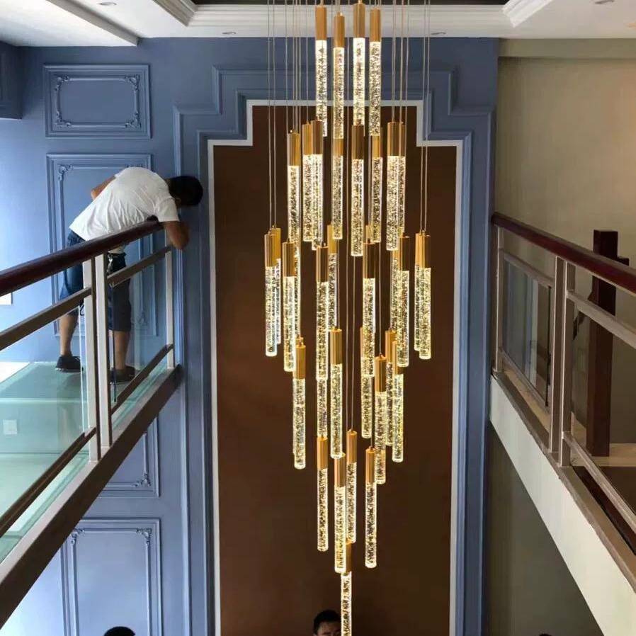 复式楼别墅中空大厅吊灯现代简约轻奢旋转水晶灯公寓楼梯灯长吊灯