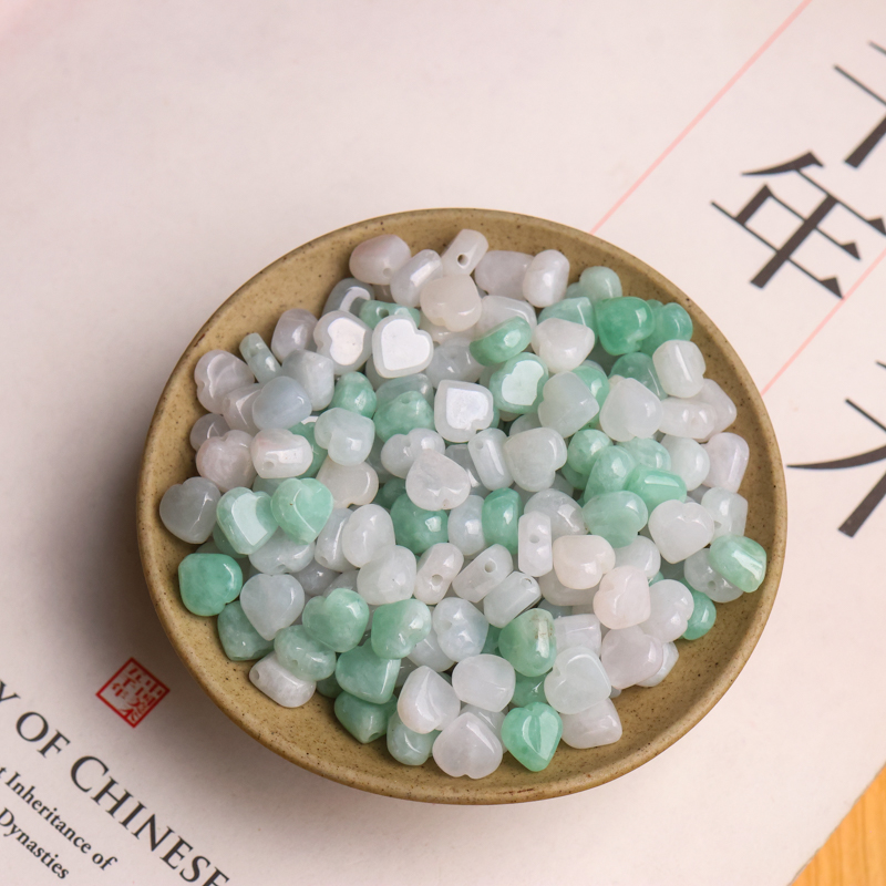 天然翡翠a货通孔小爱心配件
