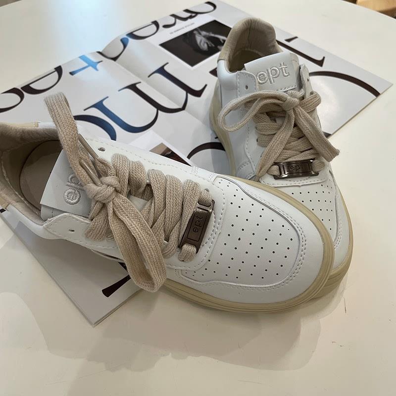 服装工作室2023新款定制牛皮质感好休闲小白鞋偏大半码