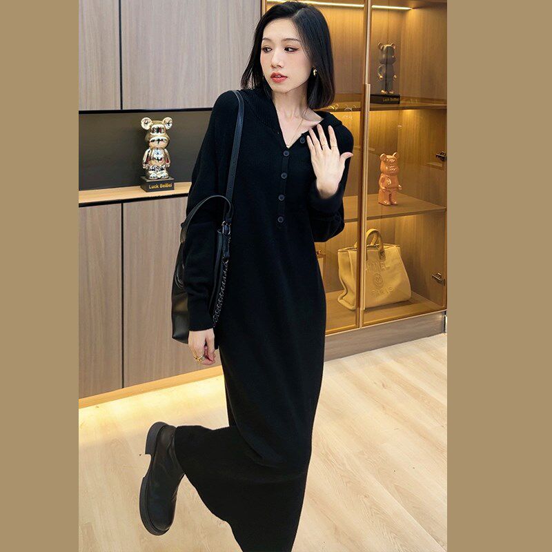 红色连帽针织连衣裙女早春春装穿搭2024秋冬新款宽松内搭毛衣长裙