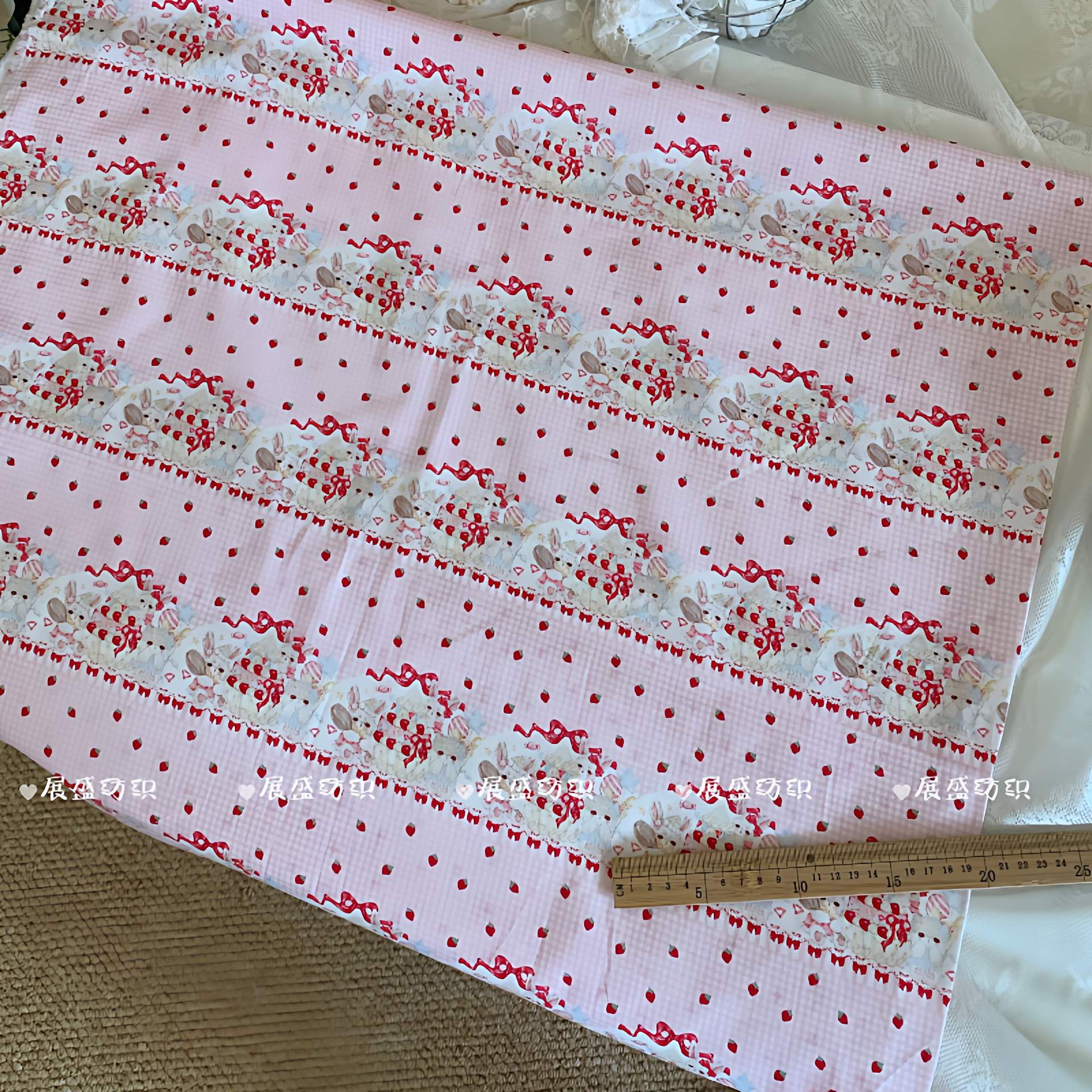 纯棉可爱数码印花布料草莓蛋糕猫咪面料包包洛丽塔服装童装裙子布