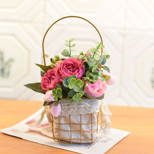 手提篮子拌手礼编织铁艺金色布衬篮子假花装 饰篮子