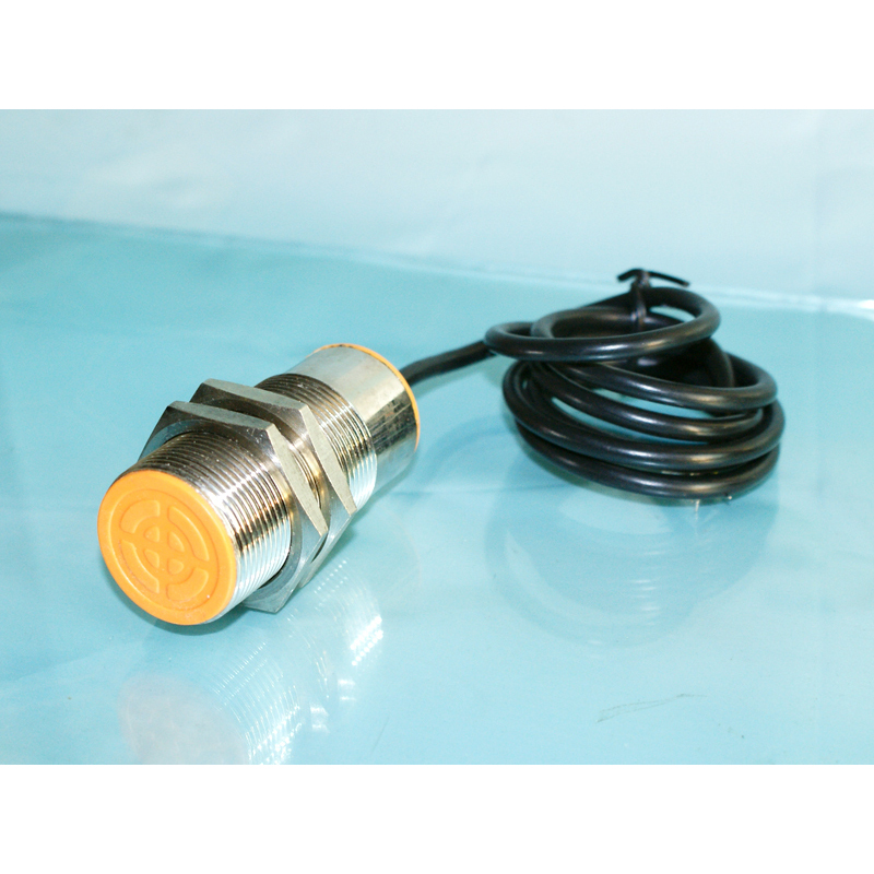 沪工宁波总代理 电容式接近开关 LJC30A3-10-Z/BX NPN三线常开