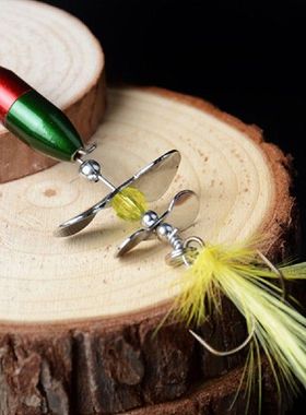Rotating Wobblers Lure Bait Sequin Feather Simulate Fishing