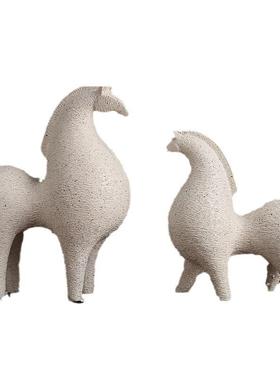 轻奢抽象艺术唐马摆件客厅酒柜电视柜家居装饰工艺品玄关马到成功