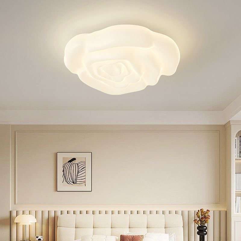 奶油风主卧室灯新款网红创意玫瑰花客厅大厅主灯护眼餐厅吊灯