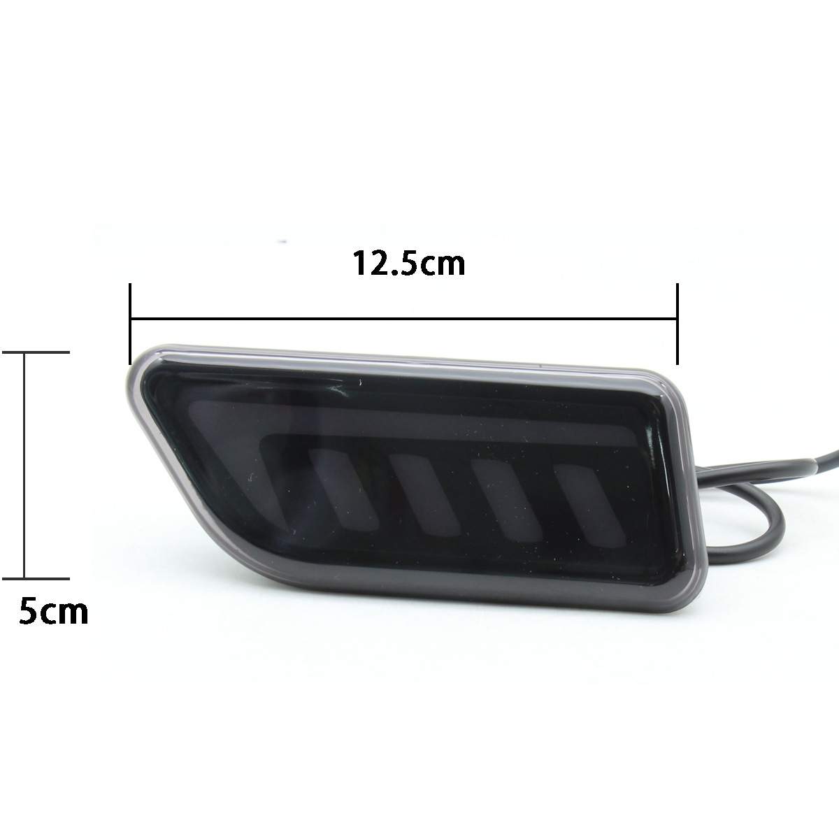 适用于丰田 bezza ativa alza 3功能LED后杠灯改装刹车灯流光转向