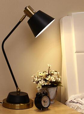 北欧台灯现代简约轻奢房间卧室温馨LED护眼床头装饰可调光