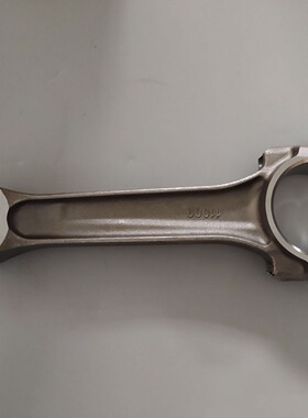 山推推土机Dozer D22发动机/连杆总成/TP3013930/3013930