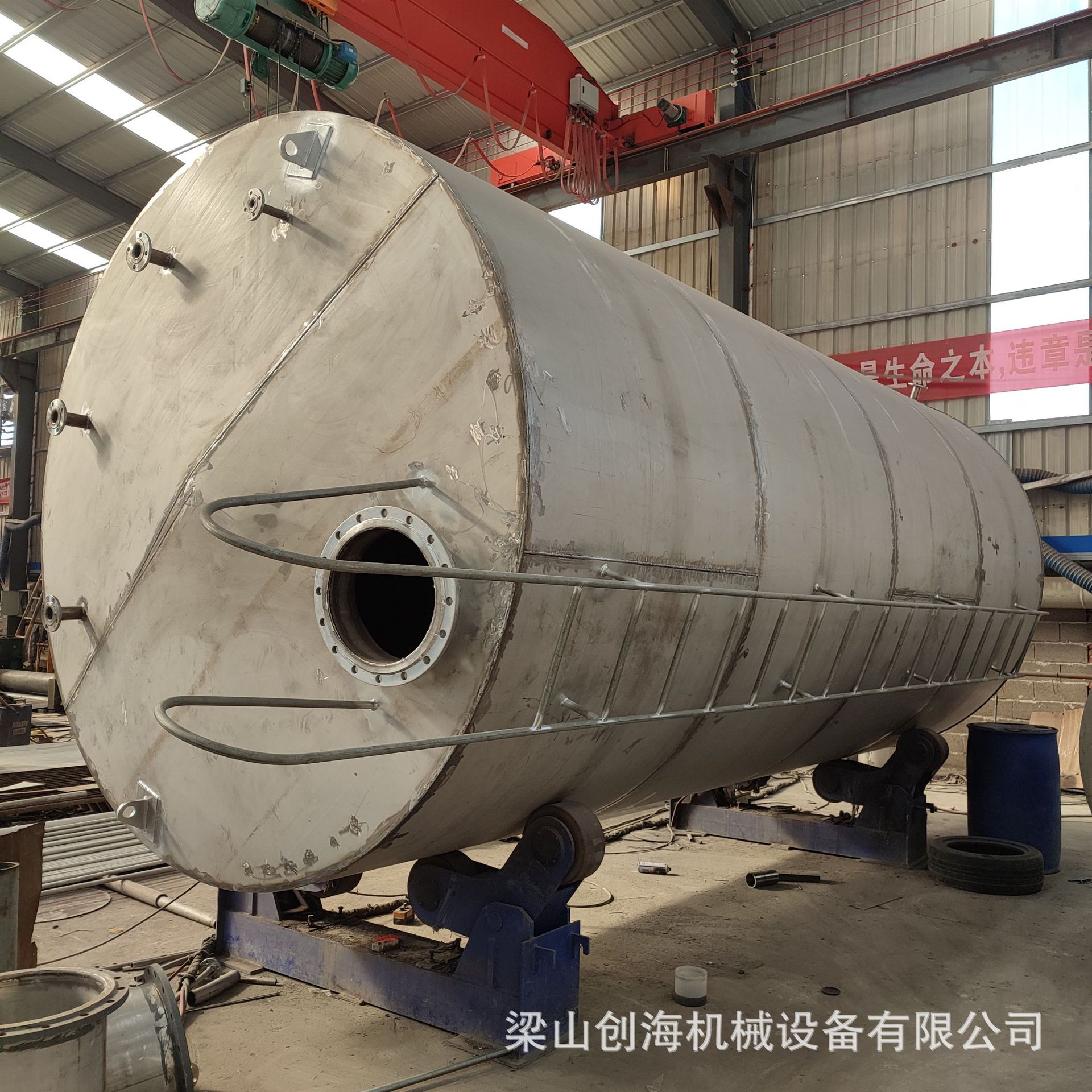 304不锈钢白酒储罐 304不锈钢卧式30立方氨水储罐 立式氨水罐子