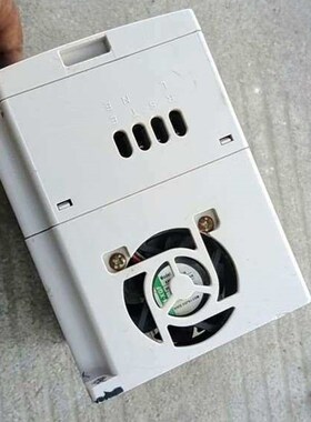 北京徳佛斯GS3000变频器功能完好正常启动成色漂亮画痕少