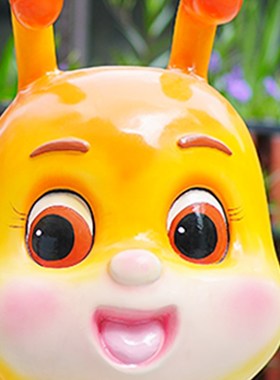 户外卡通毛毛虫坐凳雕塑商场幼儿园公园小区创意休闲座椅装饰摆件