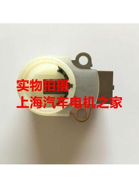 适用于宝马523LI F18 730F01GT535 GT550F25X5X6发电机碳刷架碳刷