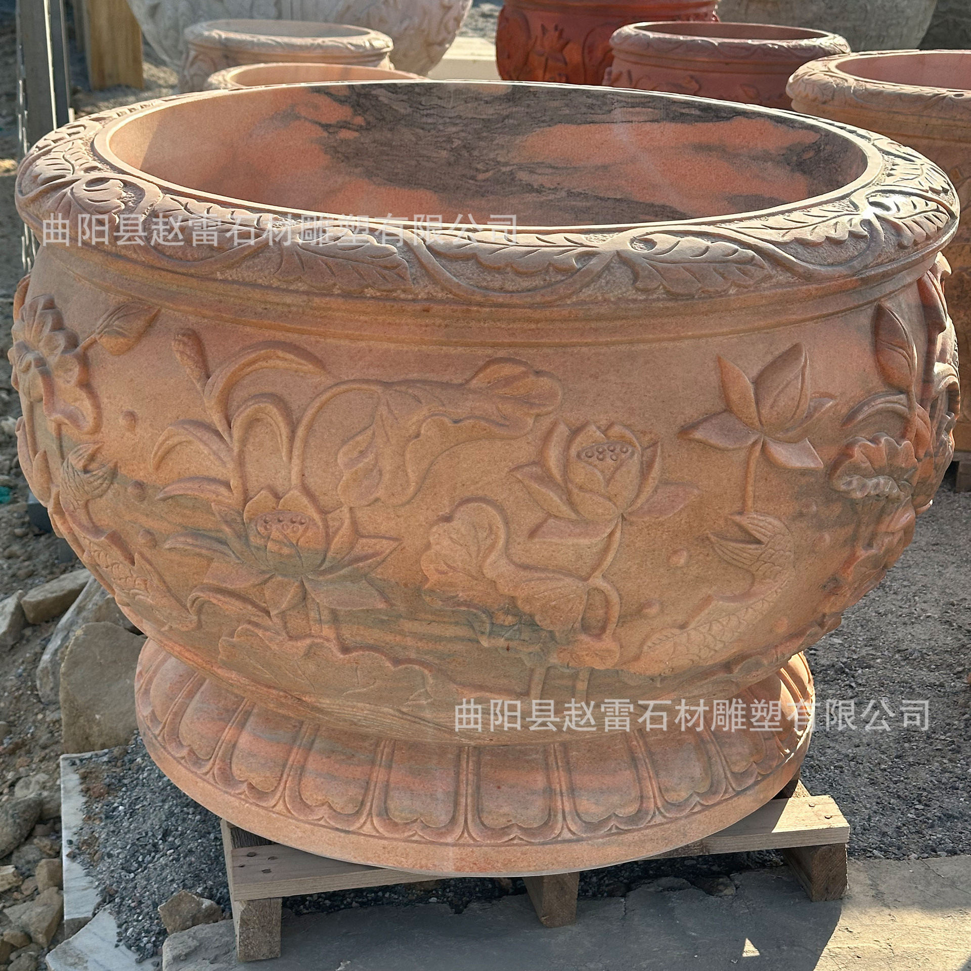 石雕鱼缸晚霞红荷花鱼图案花盆大理石大水缸庭院园林景观雕塑摆件