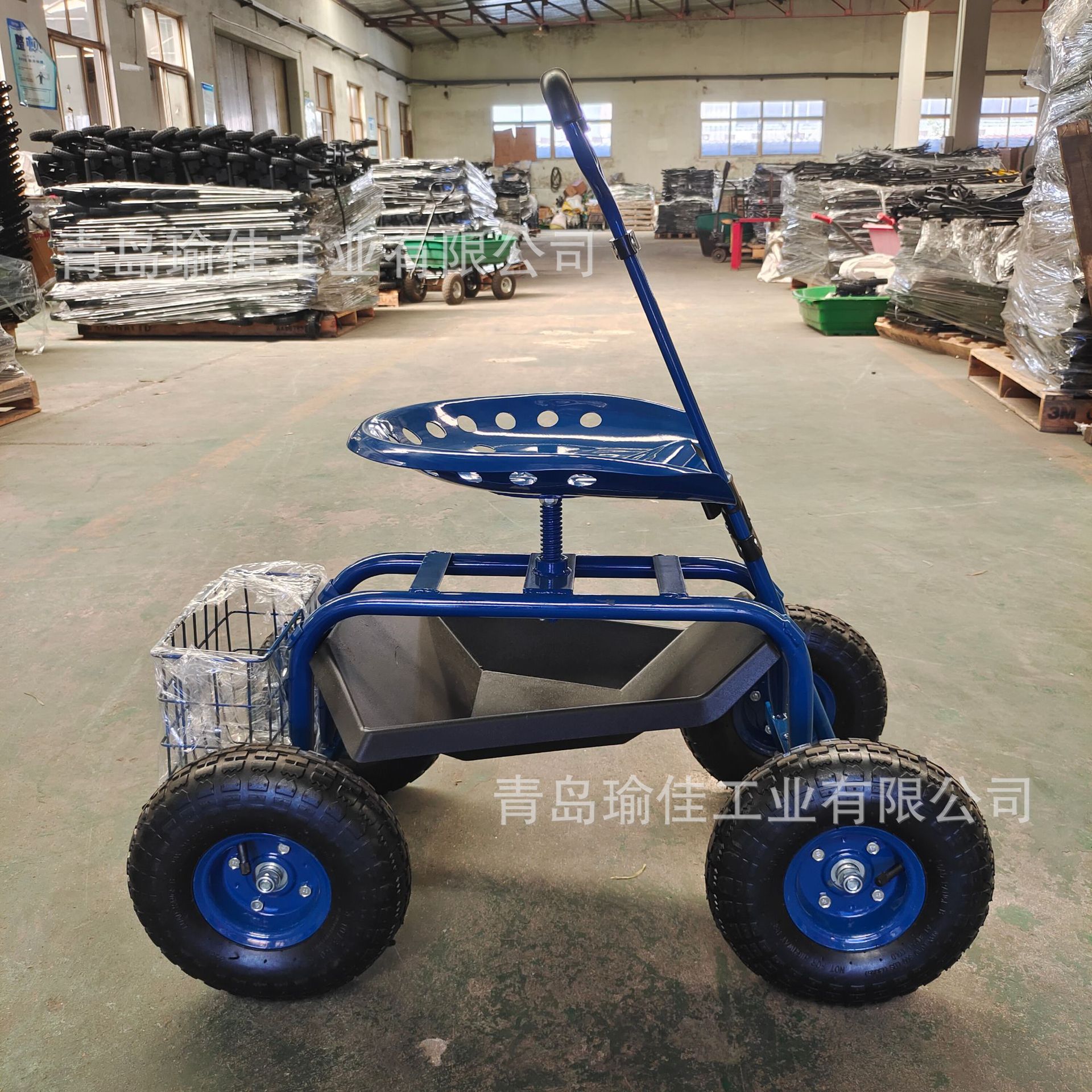 厂家销售旋转花园工具车铁艺园林四轮座椅车伸缩把农用工作小车