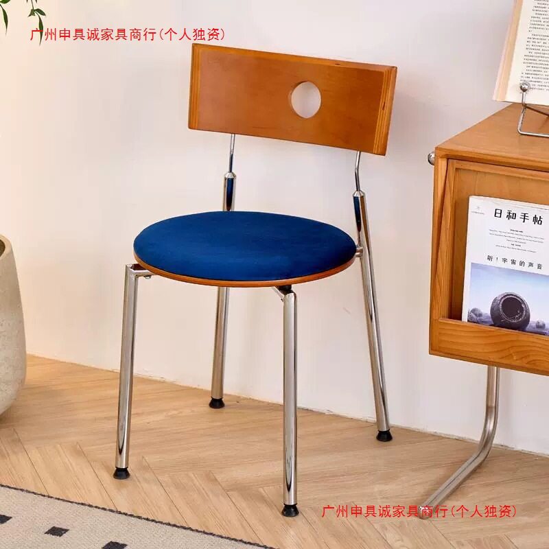 家用餐椅现代简约靠背椅子贝格设计师复古民宿实木餐桌椅北欧风