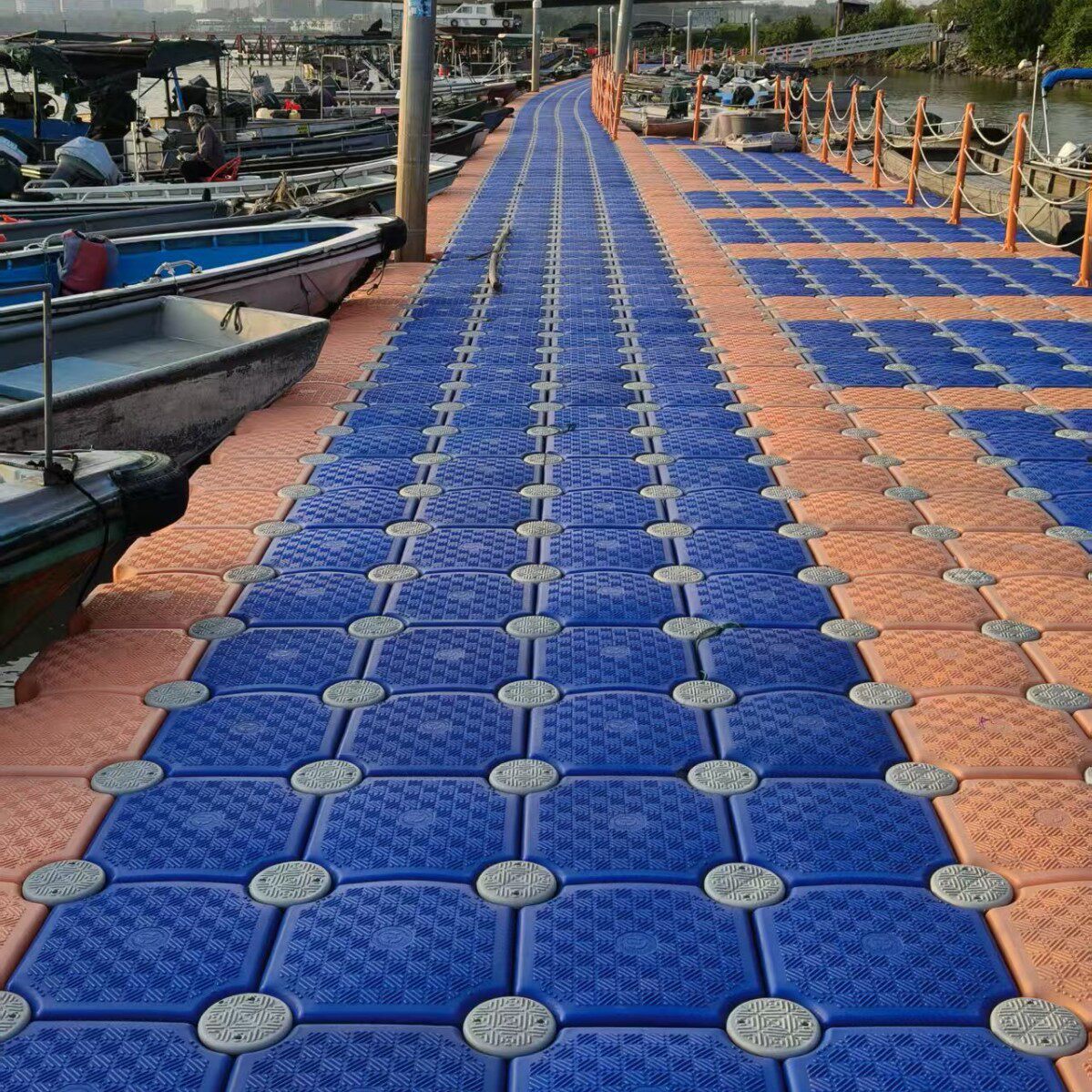 塑料浮筒厂家供应水上浮动码头 船舶游艇摩托艇码头 养殖钓鱼平台