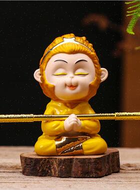 极速精品齐天大圣孙悟空摆件鱼缸造景小猴子可养茶宠陶瓷平安车载
