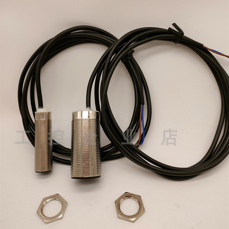 原装施耐德接近开关XS218BLNAL2C XS618B1MAL2 XS630B1MAL2传感器