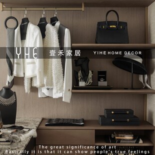 别墅样板房主卧h室衣帽间衣柜梳妆台黑白主题基调软装 饰品摆件组