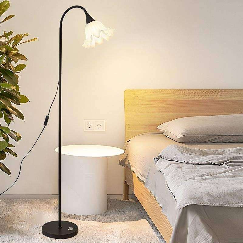 床头简约奶油现代落地灯客厅北欧装饰卧室立式沙发花朵氛围台灯,畜牧/养殖物资,畜牧/养殖器械,淘宝优惠券,粉丝福利购,淘宝优惠卷