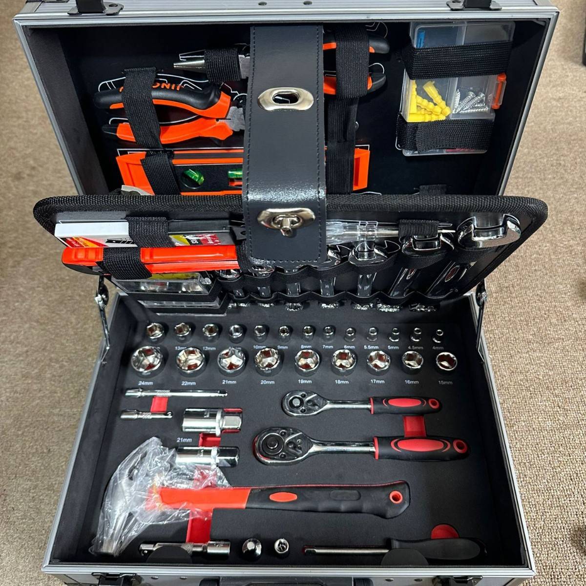 家用汽修工具手提铝箱随车266件套装可增PC量大优惠