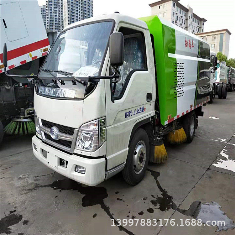 福田3方扫路车厂家现车 柴油四轮厂区道路清扫车 园区道路清扫车