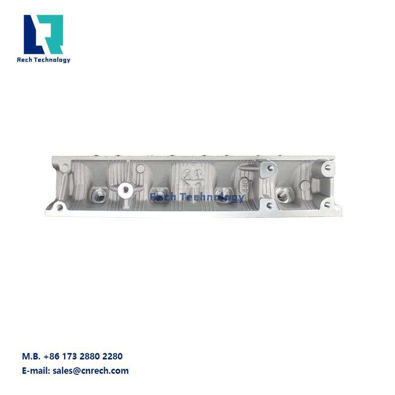 C1J C2J R9 R11缸盖7700715244 7702164346 1.4L 8V