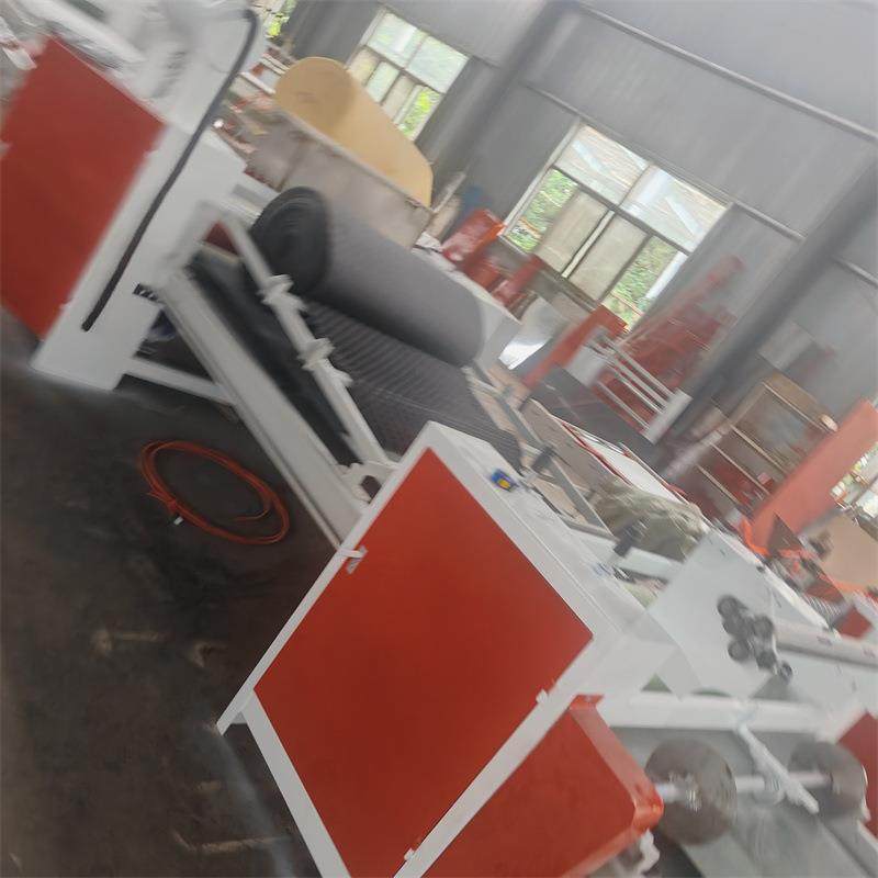 吸音板复合PVC膜平贴机 纳米棉防撞棉贴纸机 毛毡布贴合机厂家,五金/工具,机床,淘宝优惠券,粉丝福利购,淘宝优惠卷