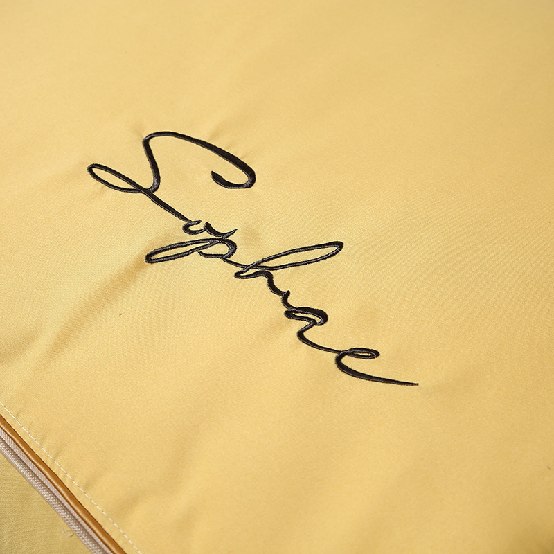 抱枕被子两用办公室靠垫车内睡觉被I子沙发高档抱枕被二合一