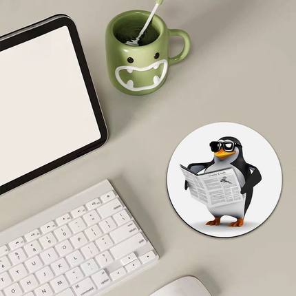 高雅人士企鹅表情包鼠标垫威廉泰尔卡通上班族笔记本电脑桌垫小号