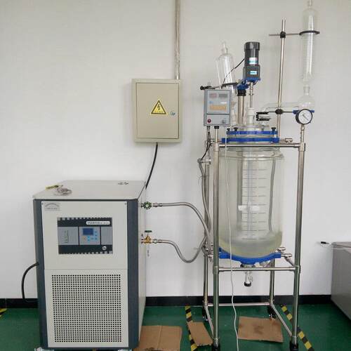 德正双层玻璃反应釜1L-100L实验室真空搅拌反应器蒸馏萃取反应釜