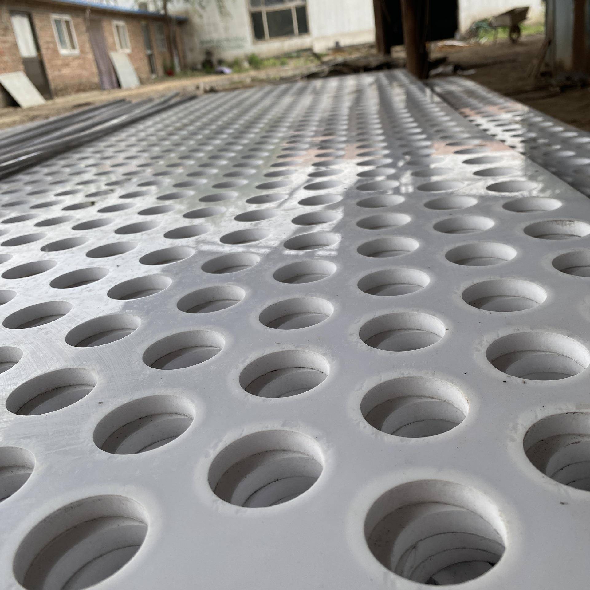 pp塑料冲孔板聚丙烯过滤筛板打孔垫板PVC耐磨过滤网耐腐蚀通风板