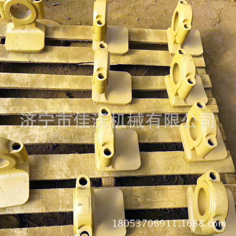 推土机单边支重轮   u型铲刀头    三齿松土器总成 山推