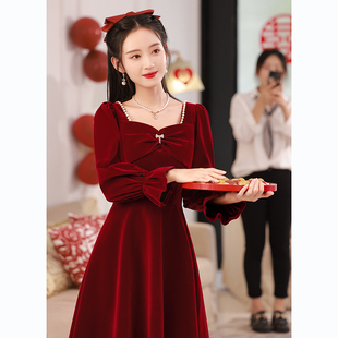 好货敬酒服新娘2025新款红色丝绒订婚礼服冬天连衣裙回门便装长袖